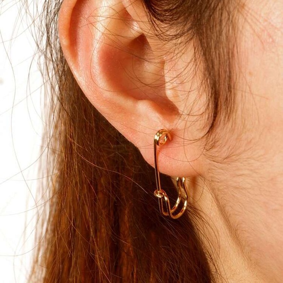 Jewelry - 3/$30 Safety Pin Gold Earrings